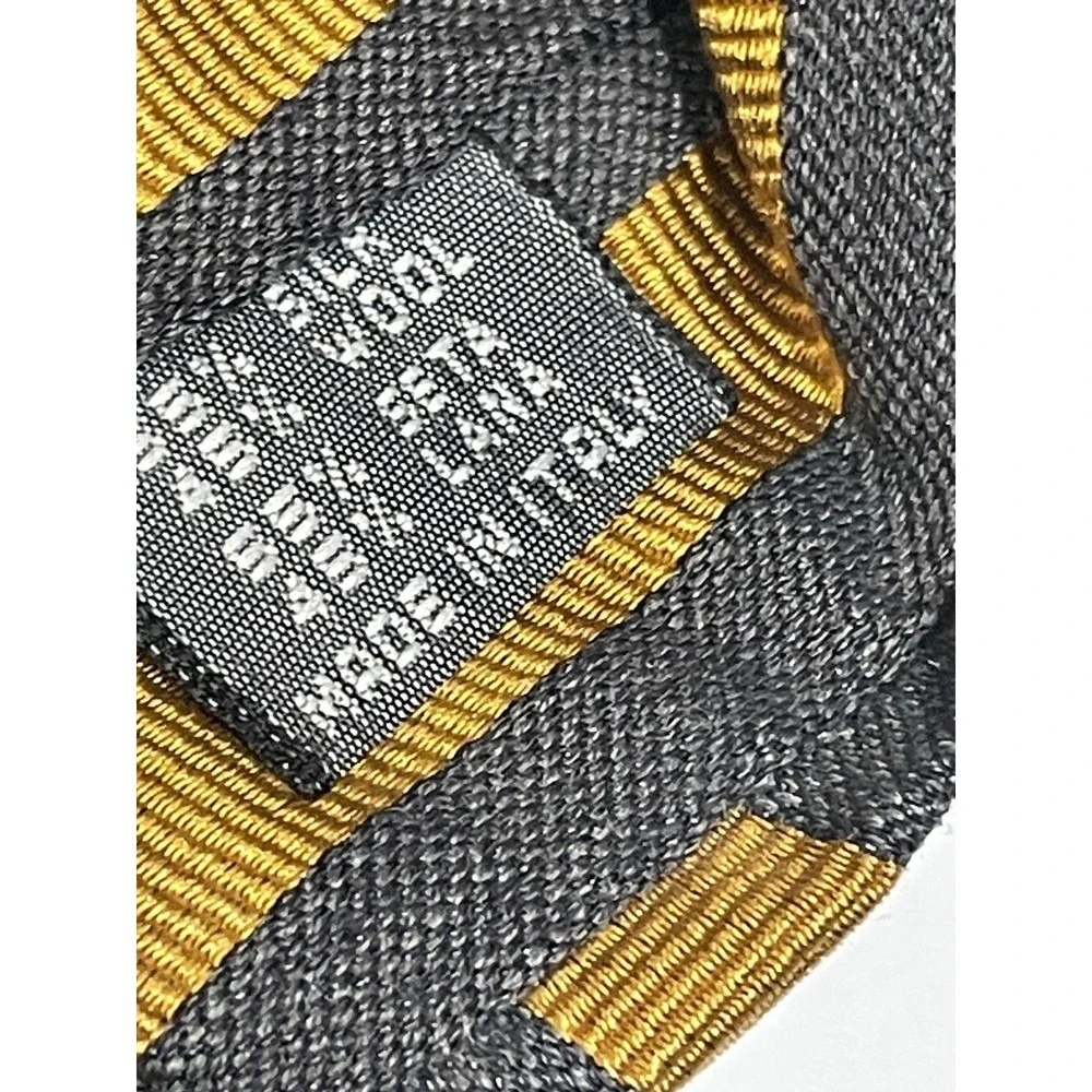 Vtg Burberrys Necktie Silk Wool Stripe Gold Gray Made in Italy 3.75 Tie Burberry